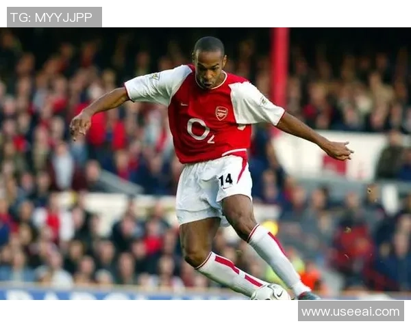 足球明星化身老头挑战年轻球员引发热议与欢笑 足球明星化身老头挑战年轻球员引发热议与欢笑